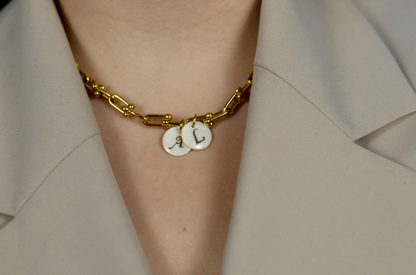 Collier Auxilia