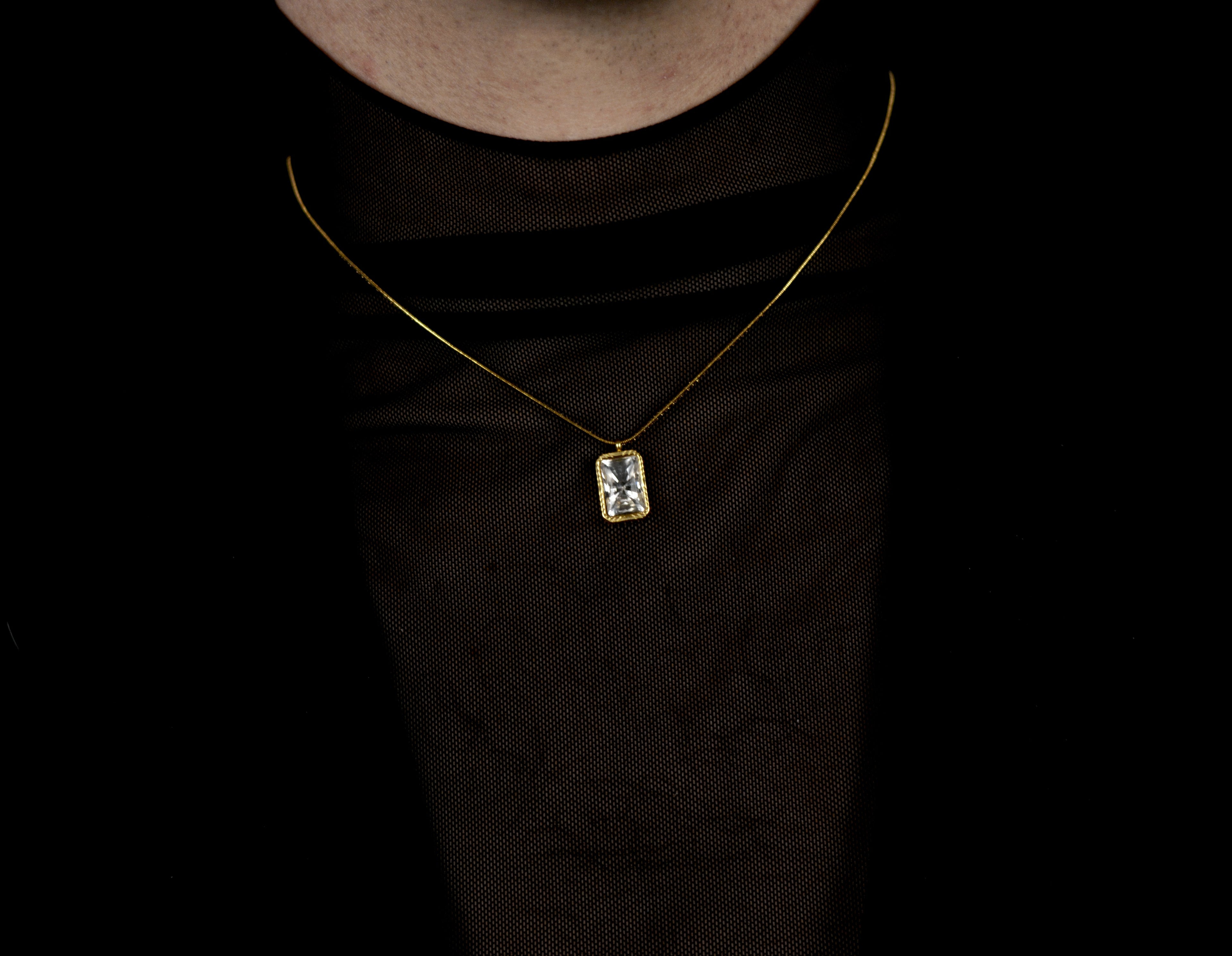 Collier  Aubrieta